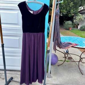 VINTAGE 80's/90's  ELIZABETH WAYMAN PURPLE SILK VELVET DRESS W/ SASH